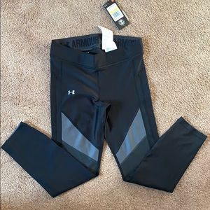 Women’s UA compression legging